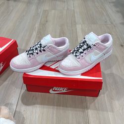 Women's Nike Dunk Low 