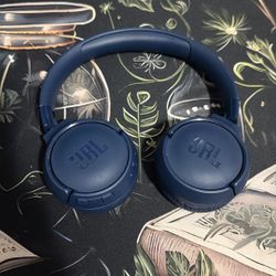 JBL Bluetooth Headphones