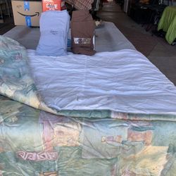 KING COMFORTER SET .  $15.00Chino, Ca 91710
