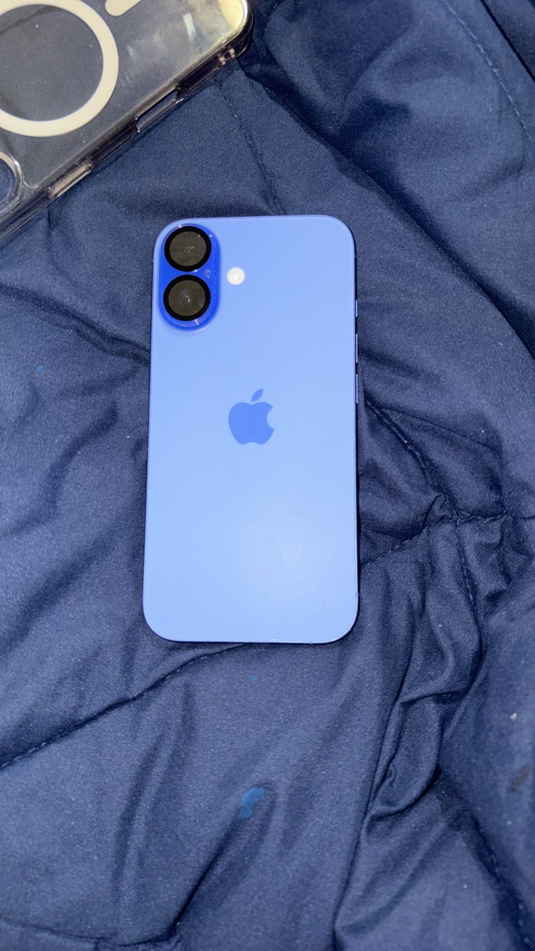 iPhone 16