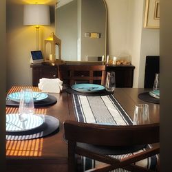 Dinning table with 6 chairs