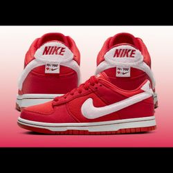 Valentine Dunks 