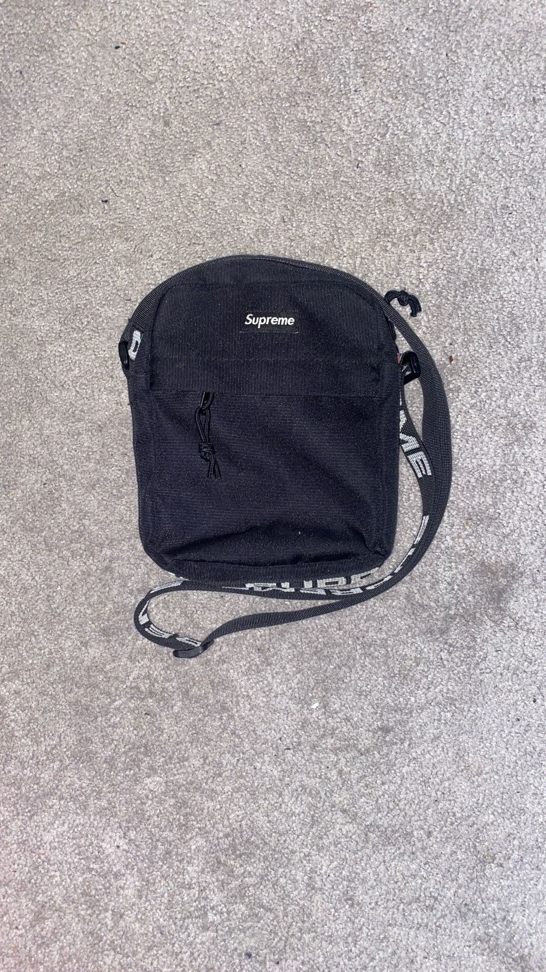 Supreme Shoulder bag