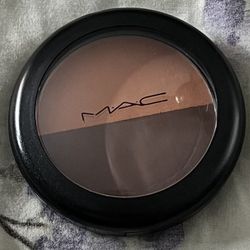 Brand new Mac Sculpt and Shape  In shade Warm Light Definitive
