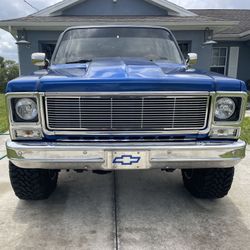 1979 Chevy K10 Hyper Metallic Blue