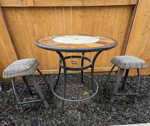 Patio Set/Outdoor Furniture 