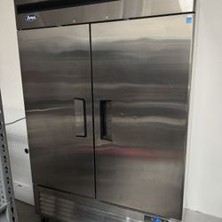 Commercial Refrigerator 