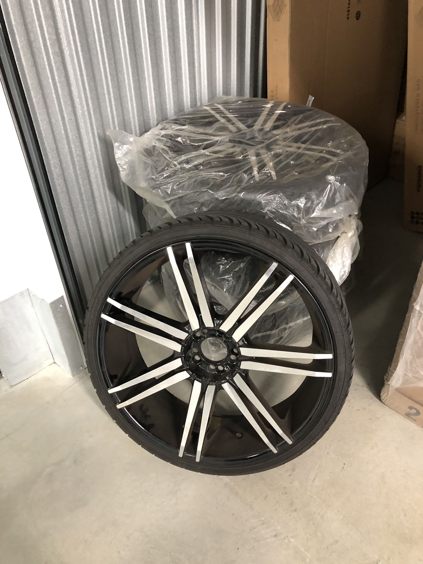 22" Borghini Wheels B20 Black Machined Rims