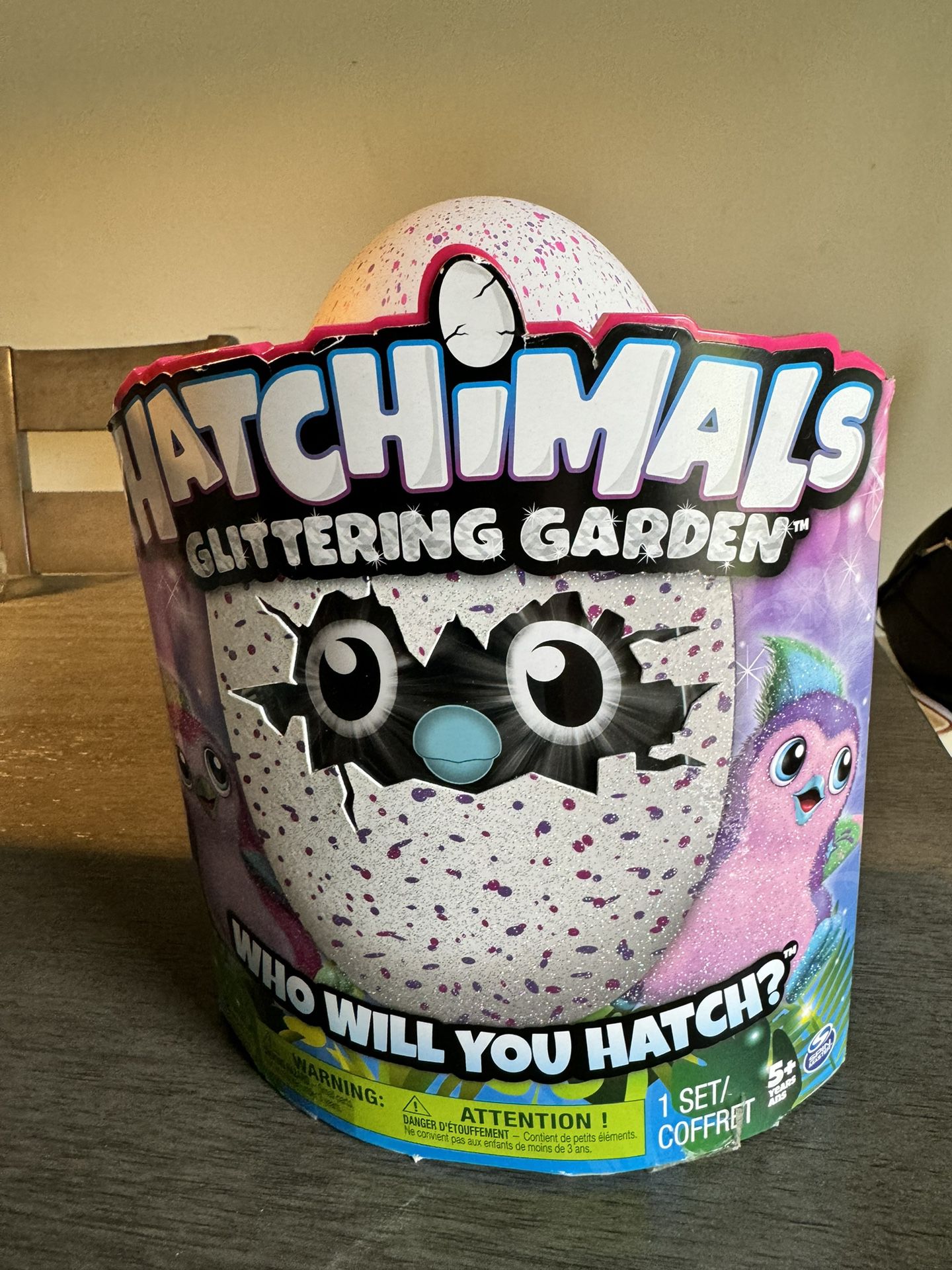 Hatchimals Glittering Garden - Twinkling Owlicorn