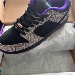 Nike Sb Dunk Low Size 12m $185 First Come 