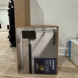 Samsung 3.1.2 Soundbar {HW-Q60CF} Dolby Atmos Home Theater - Wireless Sub, Adaptive Audio, Game Mode
