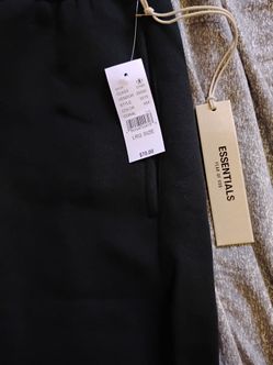Essential shorts limousine black Large