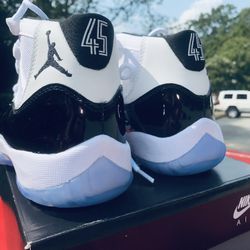 Air Jordan 11 Concord Mens 8.5