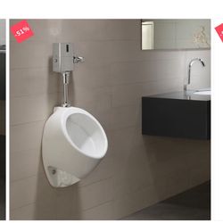 Toto Commercial Urinal With Strainer