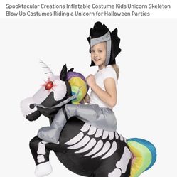 Costume