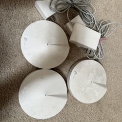 TP-Link Deco M9 Plus Mesh Wi-Fi System - AC2200 Tri-Band (3-Pack)