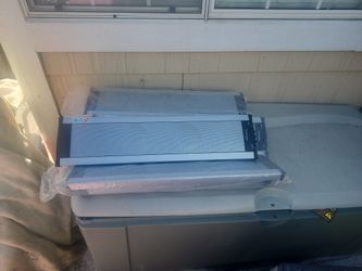 Frontrunner Speakers 240 V 50-60 HZ