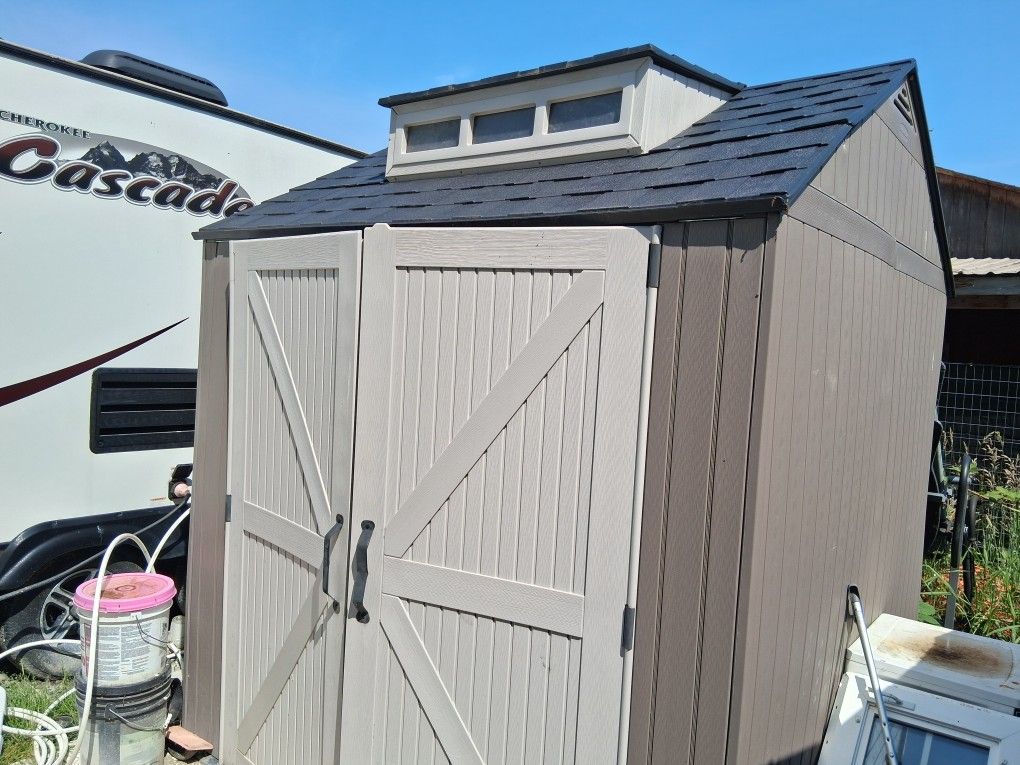 Rubbermaid Storage Shed