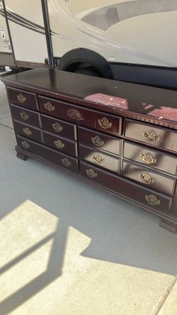 Bedroom set
