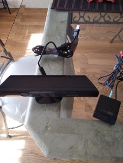 Xbox 360 Kinect & Turtle Beach Wi-Fi