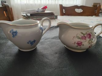 Vintage German gravy bowls.