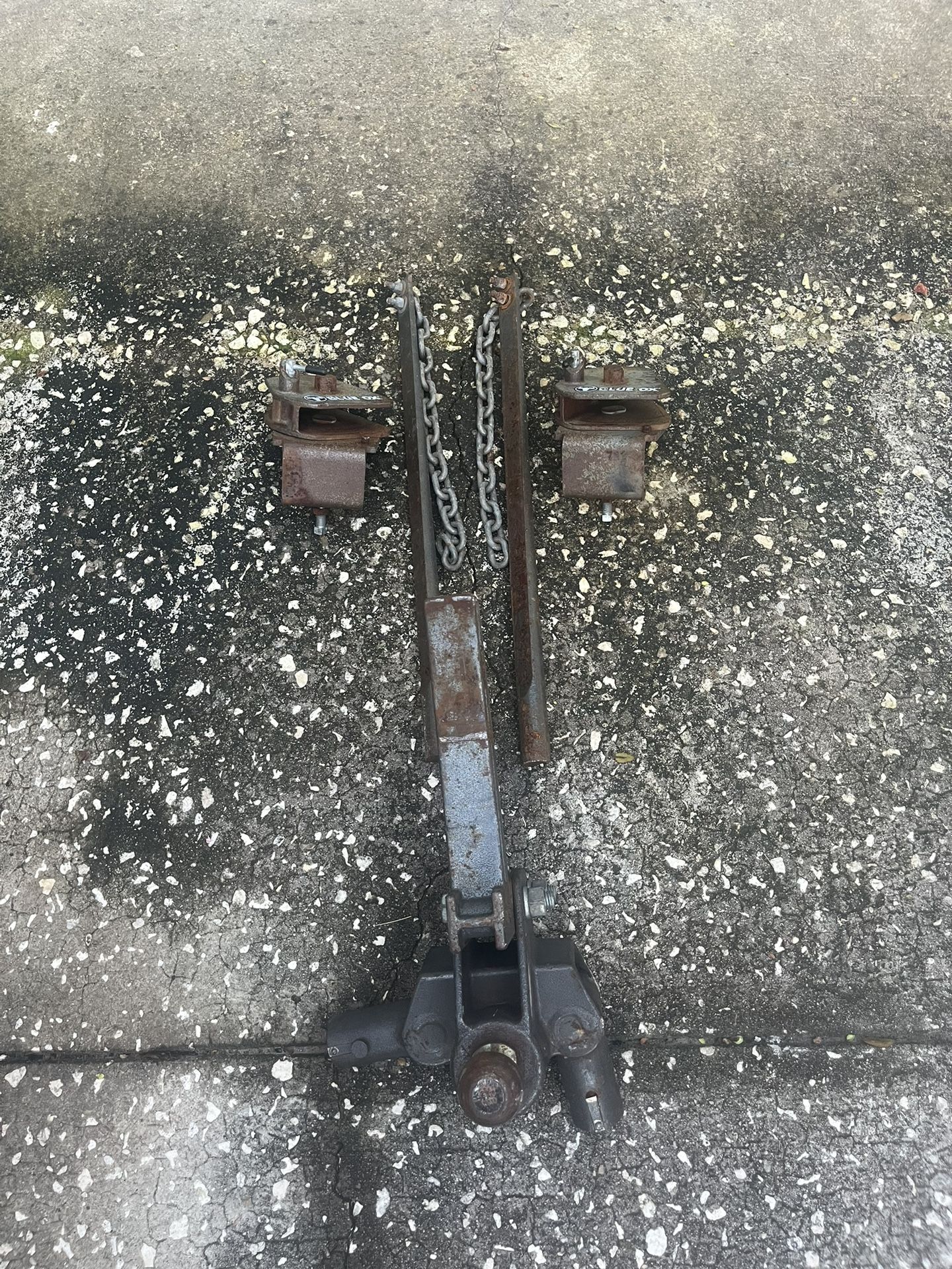 Blue Ox Weight Distribution Hitch