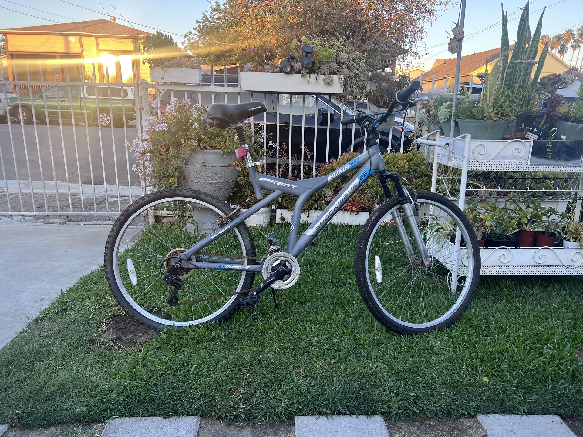 Kent Shockwave 2600 FS Mountain Bike 21 Speed Shimano