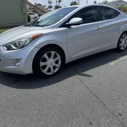 2012 Hyundai Elantra