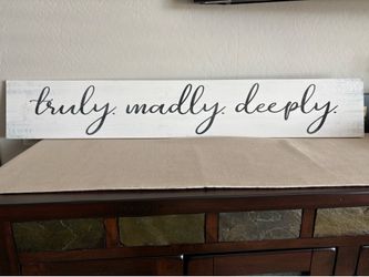 Wood Sign Decor