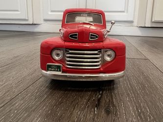 Diecast 1/18 scale 1948 FORD F-1 PICKUP ROAD LEGENDS