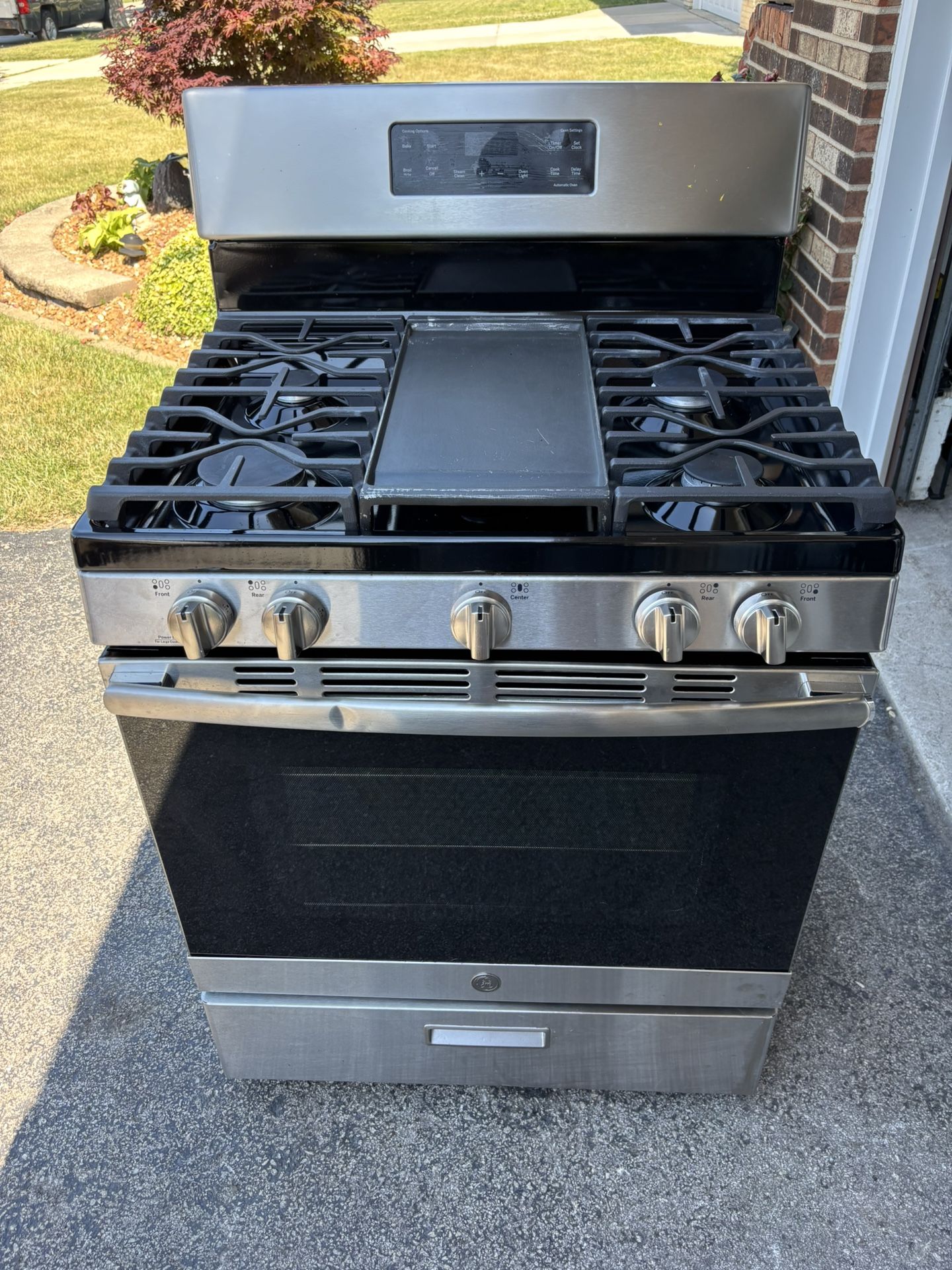 GE Gas Stove