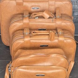 4 Piece Travel Luggage by Londonderry Wheels 