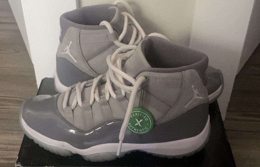 Air Jordan 11 ‘Cool Grey (Best Offer)