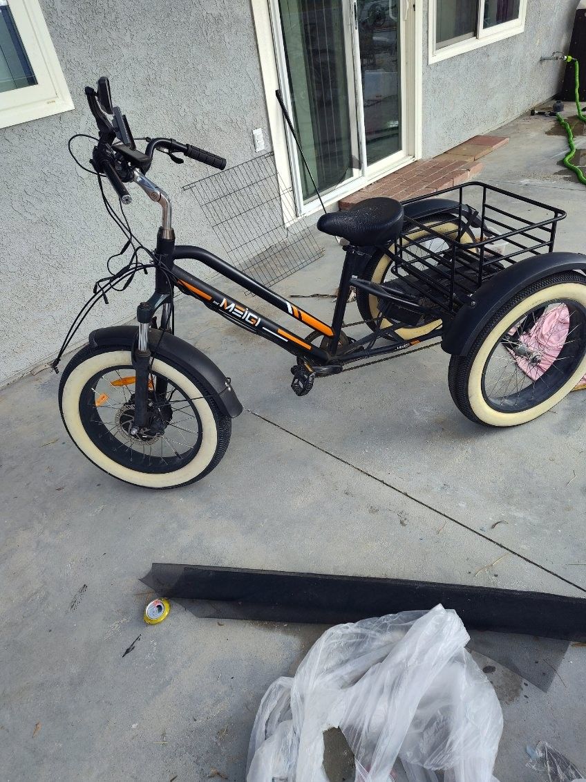 electric 3 wheel bike. (MEICI)