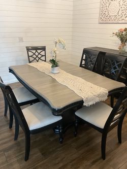 Dinning Table