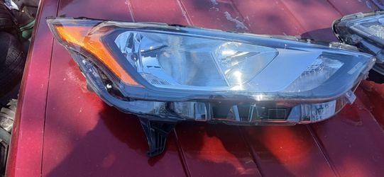 2022 Ford Transit Connect Head Lights