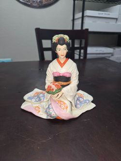 RARE Low Edition #16/5000 Vintage 1985 "Flower Princess" Figurine Irene Spencer Roman Inc