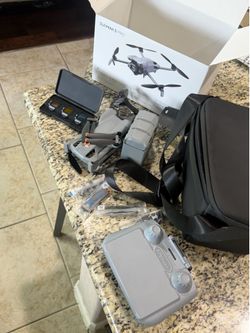 DJI mini 5 pro like new under warranty 3 batteries drone