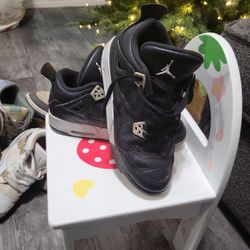 Jordan 4 Oreo Size 6.5 Use 