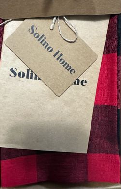 Solino Home Linen Checkered Placemats Set of 4-100% Pure Linen (Red and Black)