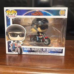 Carol Danvers/Captain marvel Funko 