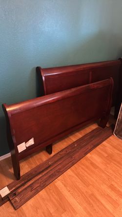 Queen size wooden bed
