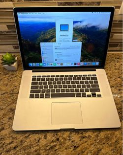 2015 Macbook Pro 15 256GB SSD 16GB Ram