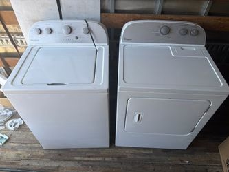 Whirlpool Washer and Dryer Set