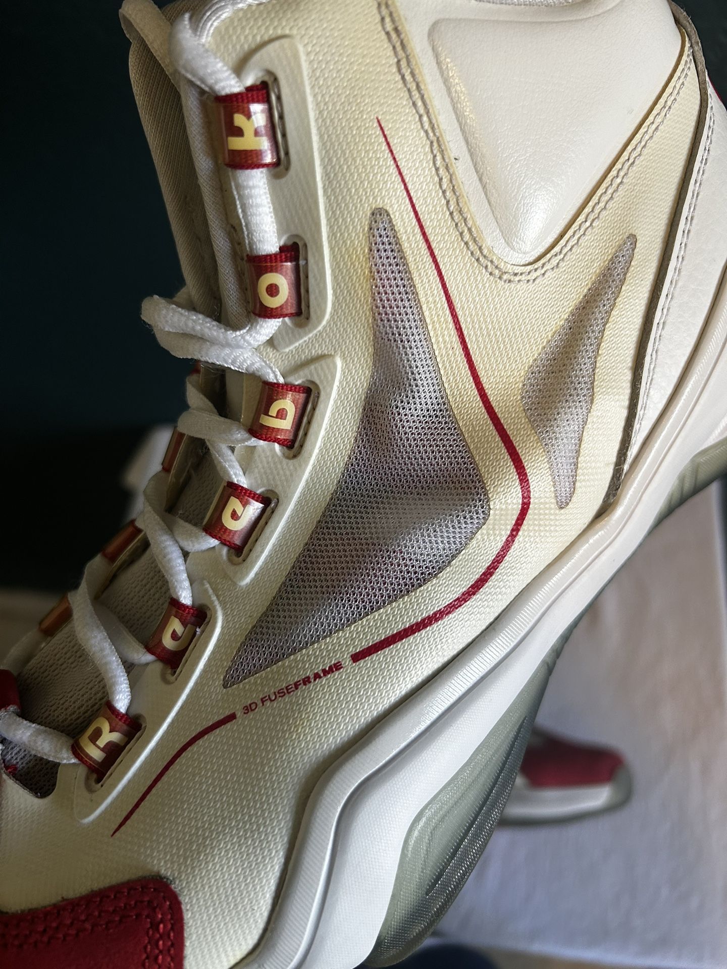 Reebok Q96 Cross Examine