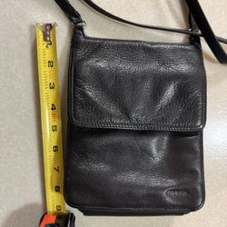 CA. VINTAGE FOSSIL HANDBAG/PURSE. BLACK LEATHER. 