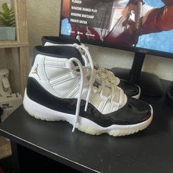 Jordan 11s
