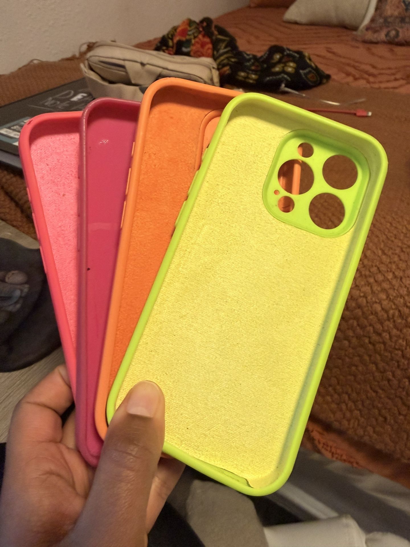 FREE IPHONE 15 PRO CASES