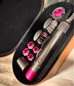 Dyson Airwrap Complete Multi-Styler – Nickel/Fuchsia + Case & Attachments