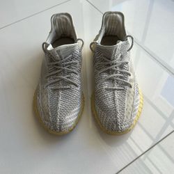 Yeezy 350 V2 Static (Non-Reflective)